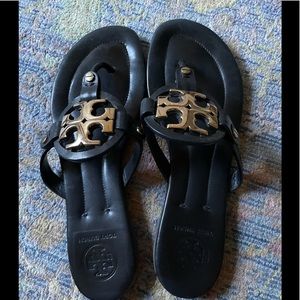 8.5 Tori Burch Sandals